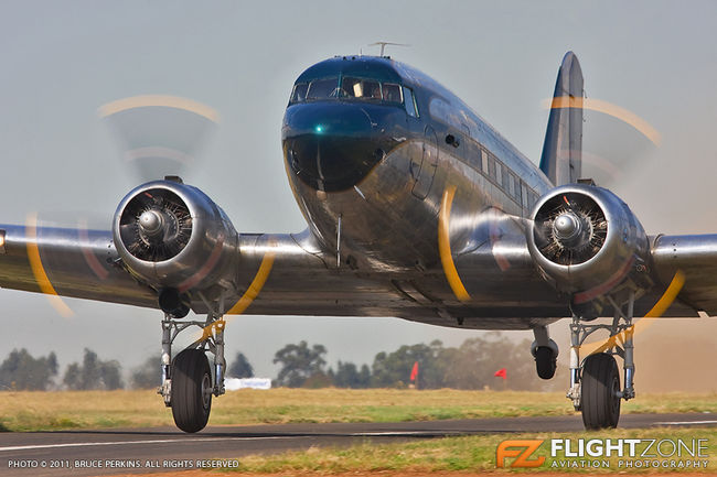 Dakota DC-3 C-47 ZS-NTE