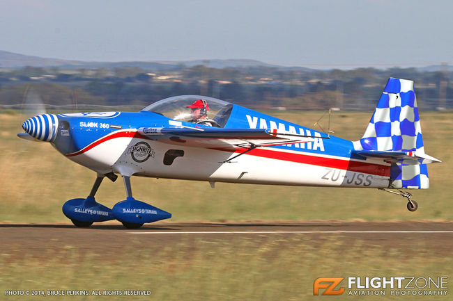 Slick 360 ZU-JSS Vereeniging Airport FAVV