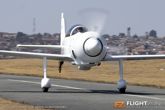 Radial Rocket ZU-IJP Krugersdorp Airfield FAKR