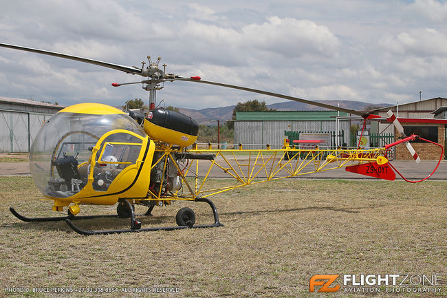 Bell 47 ZS-OYT Rustenburg Airfield FARG