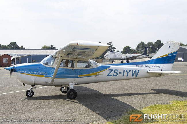 Cessna 172 Skyhawk ZS-IYW Rand Airport FAGM