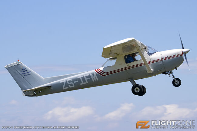 Cessna 150 ZS-IFM Krugersdorp Airfield FAKR
