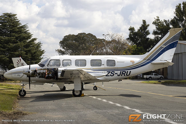 Piper PA-31-350 Chieftain ZS-JRU Rand Airport FAGM
