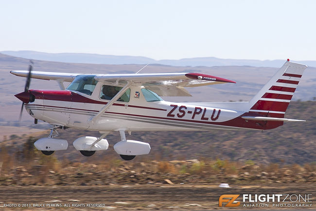 Cessna 152 ZS-PLU Krugersdorp Airfield FAKR