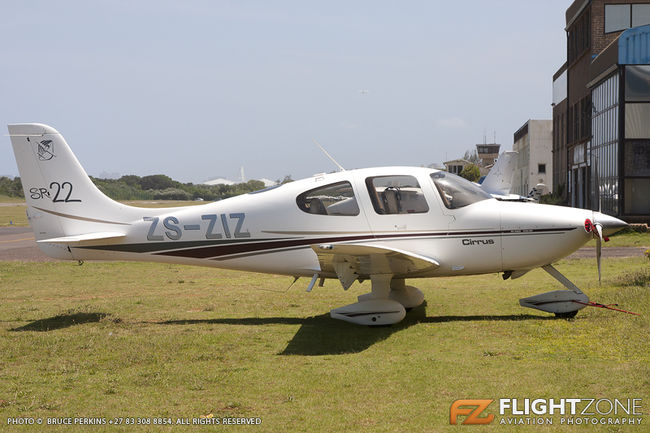 Cirrus ZS-ZIZ Virginia Airport FAVG