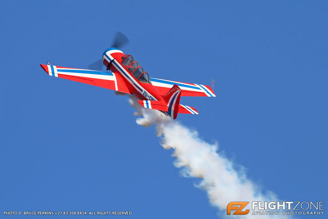 Yak-52 ZU-CWK Middelburg Airfield FAMB