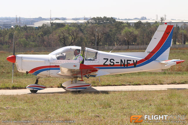 Zlin 142 ZS-NFV Rand Airport FAGM