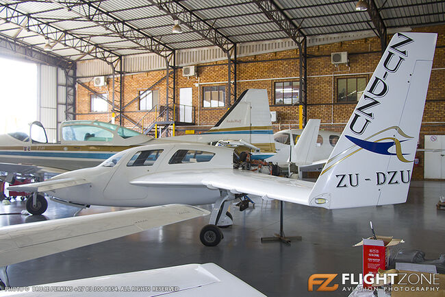 Velocity Elite ZU-DZU Wonderboom Airport FAWB