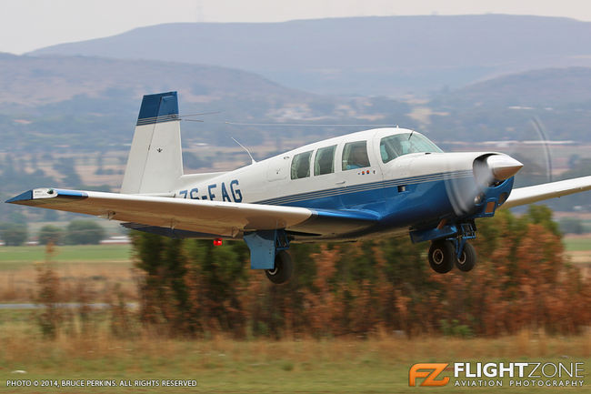 Mooney ZS-FAG Panorama Airfield