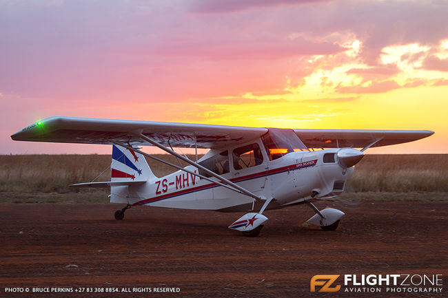 Super Decathlon ZS-MHV Middelburg Airfield FAMB