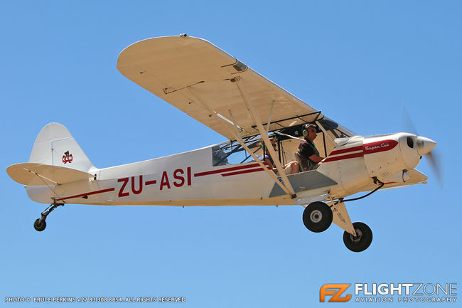 Piper PA-18 Super Cub ZU-ASI Syferfontein Airfield FASY