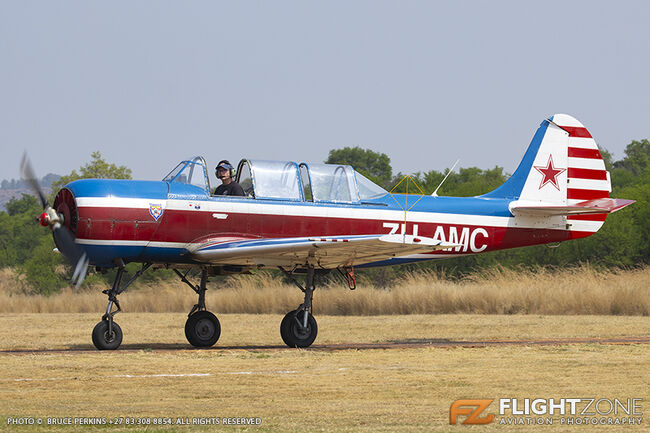 Yak-52 ZU-AMC Kittyhawk Airfield FAKT