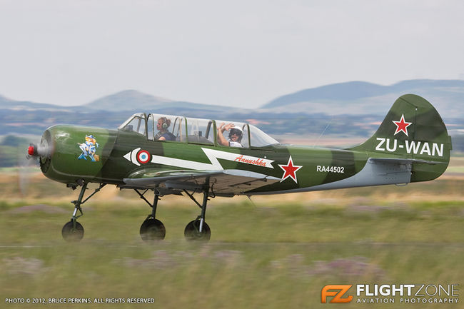 Yak-52 ZU-WAN Vereeniging FAVV