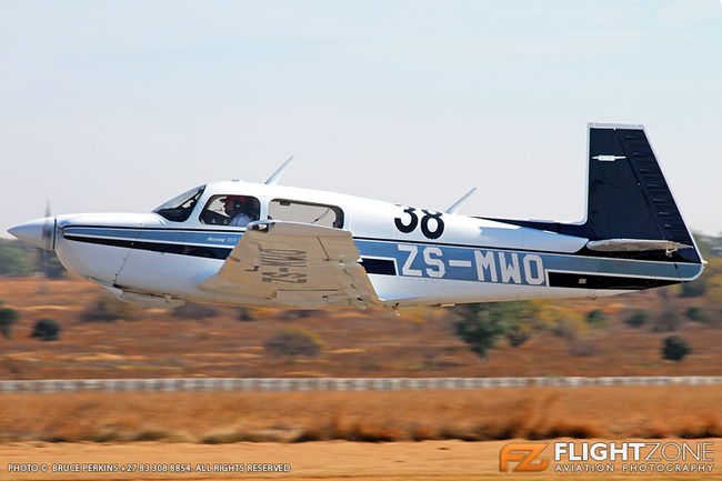 Mooney ZS-MWO Springs Airfield FASI