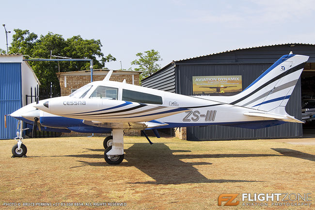 Cessna 310 ZS-III Krugersdorp Airfield FAKR