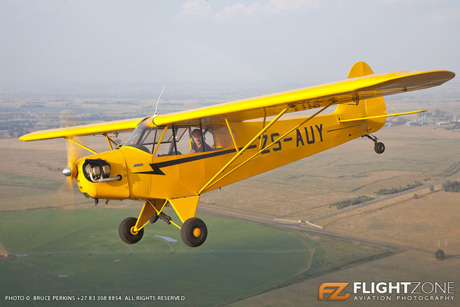 Piper J3C Cub ZS-AUY Klipriver Airfield