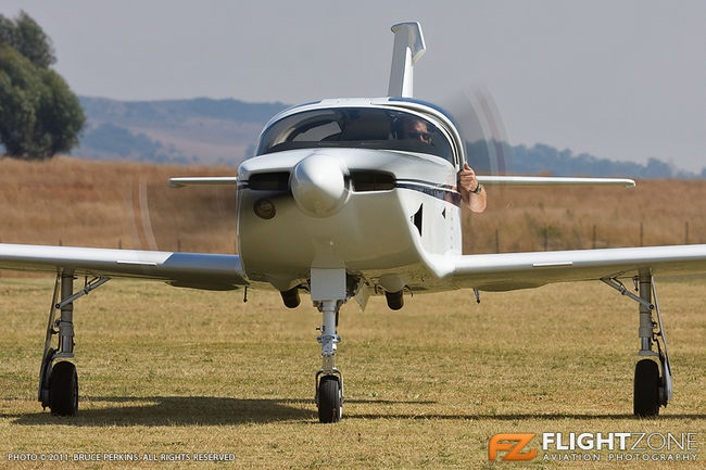 Glasair III ZS-VNE Tederfield Airfield FATA