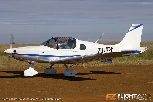 The Airplane Factory D6 Sling 2 ZU-FPO Middelburg Airfield FAMB