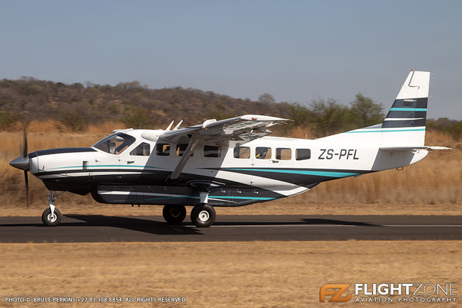 Cessna 208B Grand Caravan ZS-PFL Kittyhawk Airfield FAKT