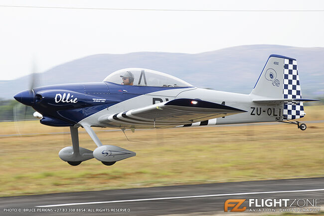 Vans RV-4 ZU-OLI Airspan Airfield