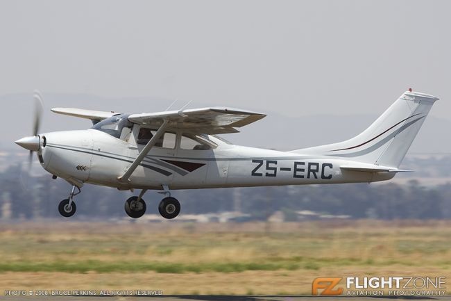 Cessna 182 Skylane ZS-ERC Vereeniging Airport FAVV