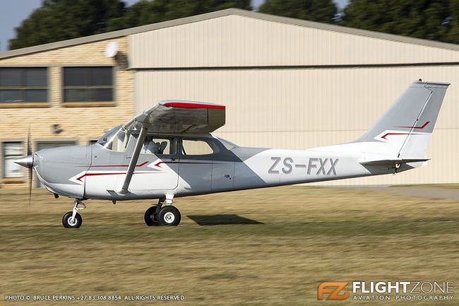 Cessna 172 Skyhawk ZS-FXX Tedderfield Airfield FATA