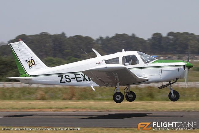Piper PA-28 Cherokee ZS-EXI Springs Airfield FASI