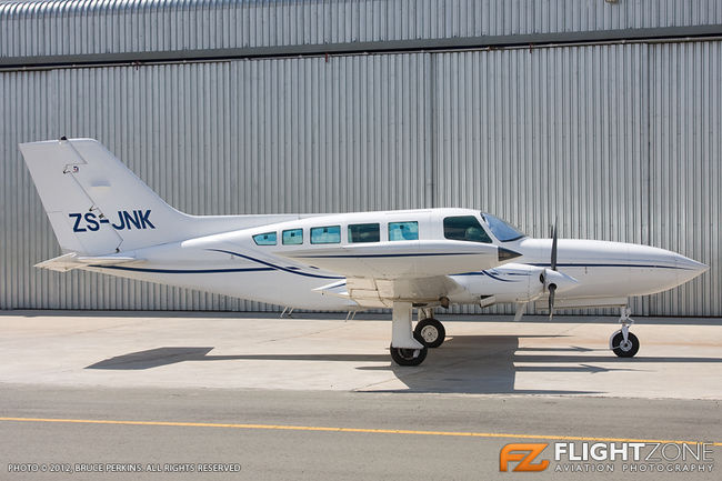 Cessna 402B ZS-JNK Rand Airport FAGM