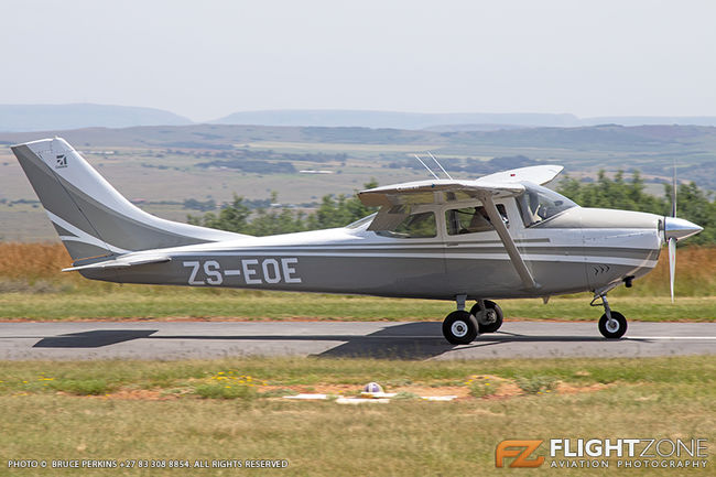 Cessna 182 Skylane ZS-EOE Krugersdorp Airfield FAKR