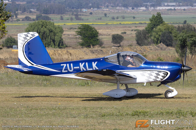Vans RV-12 ZU-KLK Panorama Airfield