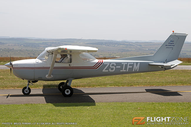 Cessna 150 ZS-IFM Krugersdorp Airfield FAKR