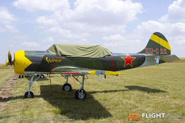 Yak-52 ZU-CXK Middelburg Airfield FAMB