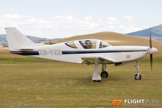 Glasair III ZS-VNE Bultfontein Airfield