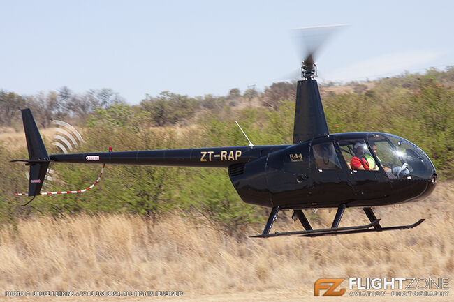Robinson R44 ZT-RAP Kittyhawk Airfield FAKT