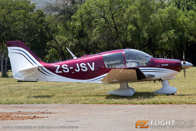 Robin DR400 ZS-JSV Coves Airfield
