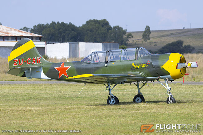 Yak-52 ZU-CXK Parys Airfield FAPY