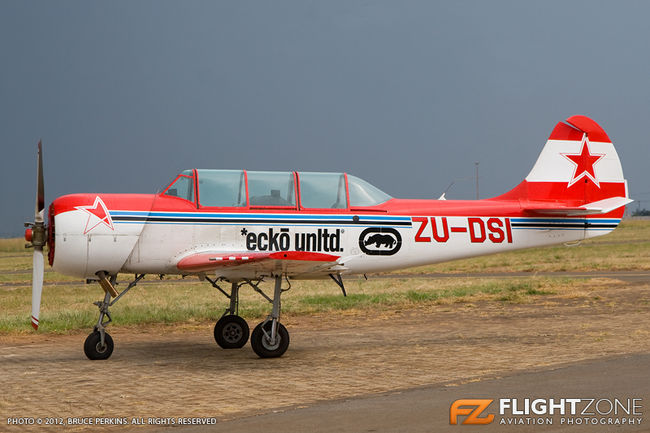 Yak-52 ZU-DSI Vereeniging Airfield FAVV