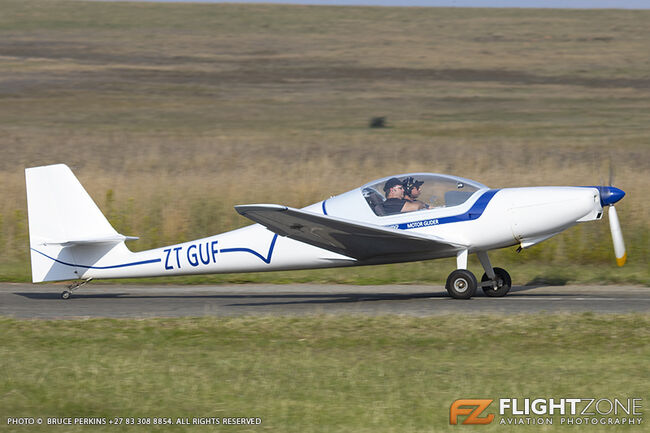 Whisper ZT-GUF Parys Airfield FAPY