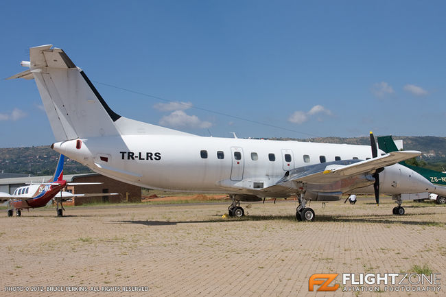 Embraer EMB-120 TR-LRS Wonderboom FAWB