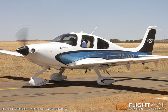 Cirrus ZS-ISP Tempe Airfield FATP