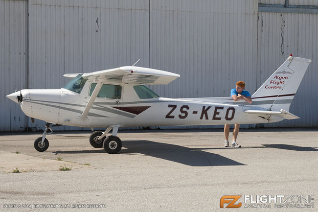Cessna 152 ZS-KEO Port Elizabeth Airport FAPE