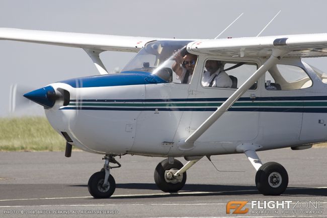 Cessna 172 Skyhawk Airport FAGM