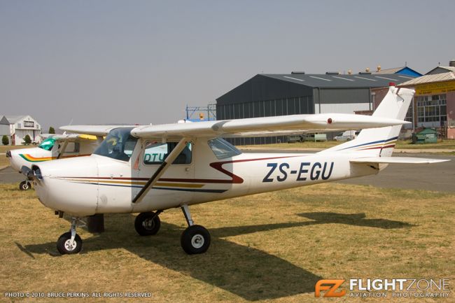 Cessna 150 ZS-EGU Rand Airport FAGM