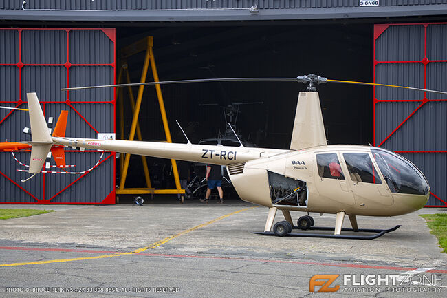 Robinson R44 ZT-RCI Rand Airport FAGM
