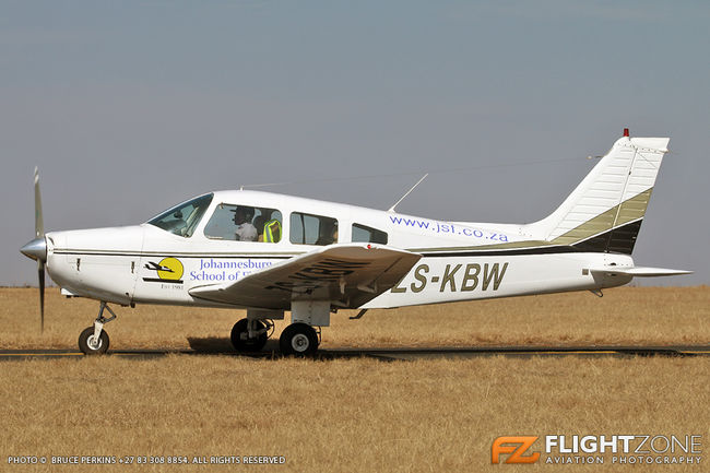 Piper PA-28 Cherokee Warrior ZS-KBW Rand Airport FAGM