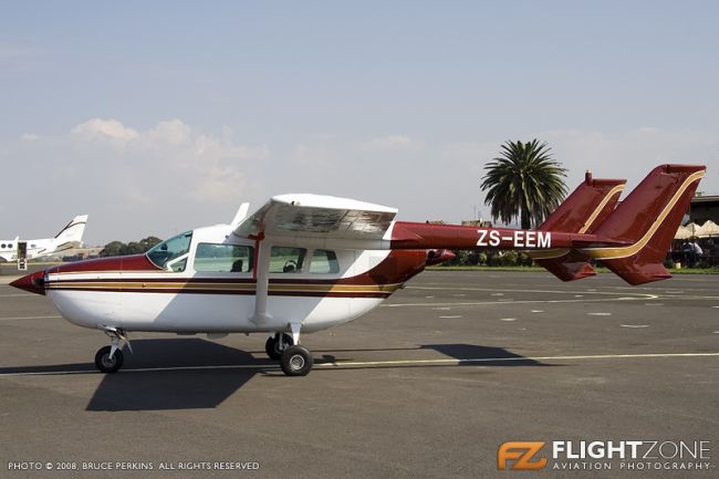 Cessna 337 Skymaster ZS-EEM Rand Airport FAGM