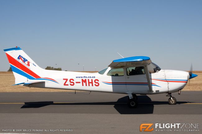 Cessna 172 Skyhawk ZS-MHS Rand Airport FAGM