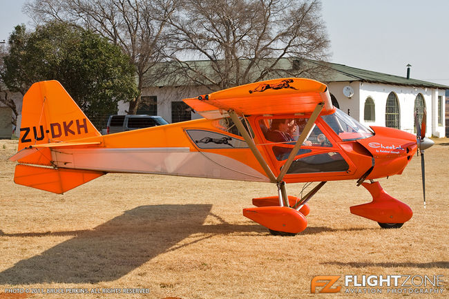 Rainbow Aircraft Cheetah ZU-DKH Circus Airfield