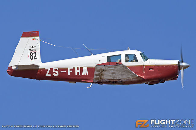 Mooney ZS-FHM Witbank Airfield FAWI