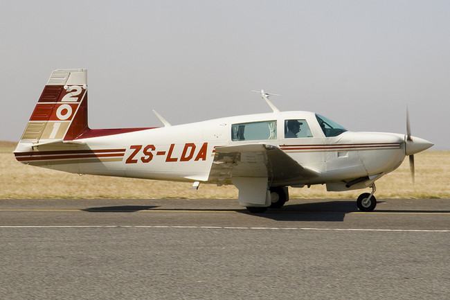 Mooney ZS-LDA Rand Airport FAGM